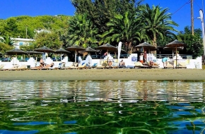 ζητειται μαγειρας η βοηθος μαγειρα