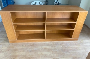 Πωλούνται Ξύλινοι Πάγκοι MDF